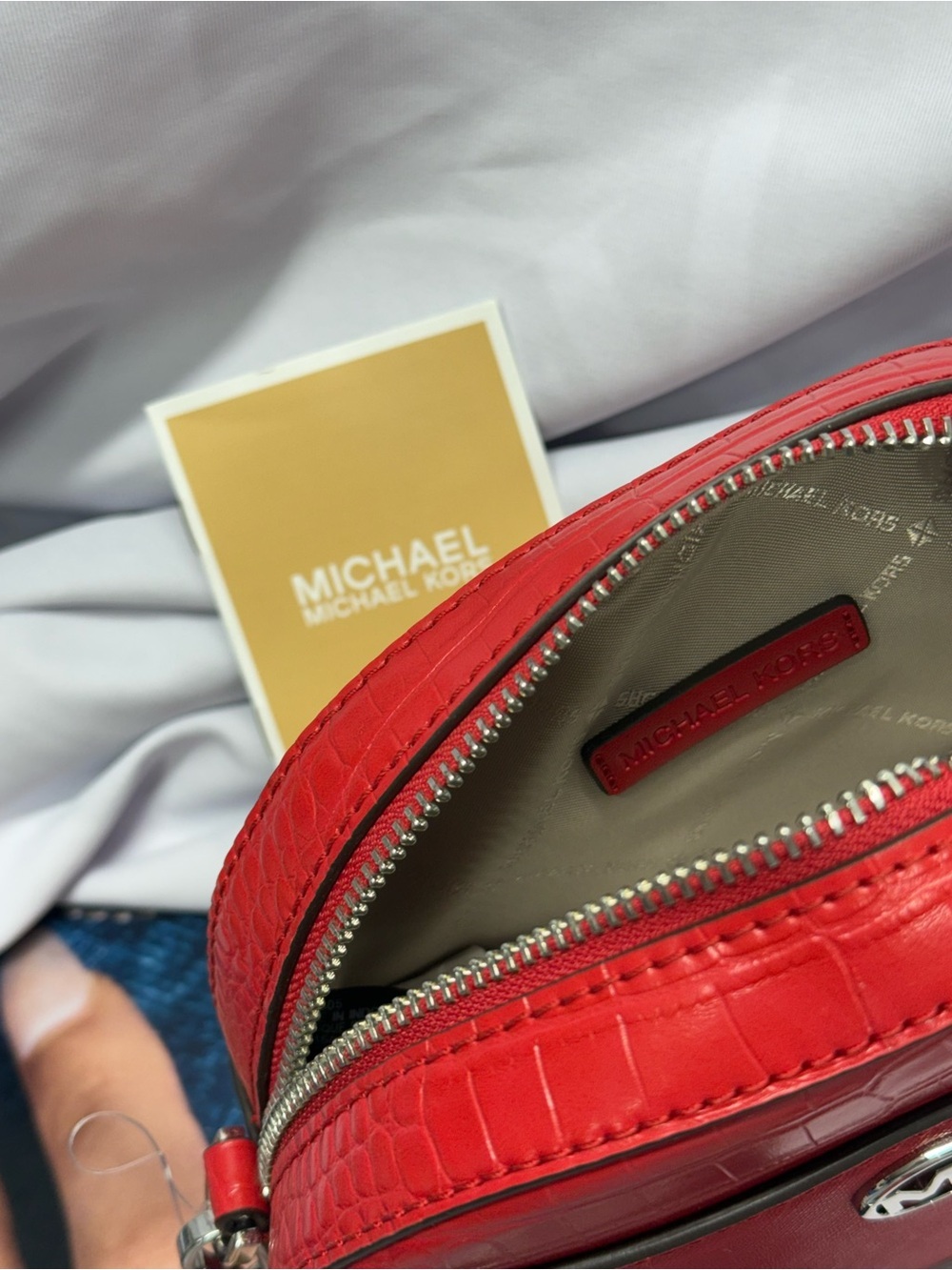 (new+tag) Michael Kors jet set glam oval crossbody fit iPhone Pro Max croc red - Picture 11 of 11